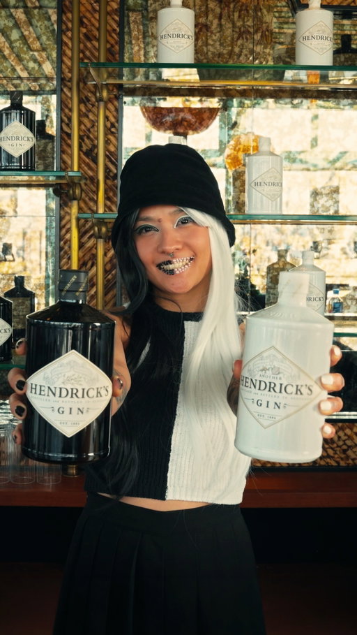 @mrrlittle asks for a Hendrick’s.
Then another Hendrick’s. Or was it, Another Hendrick’s? Or perhaps, another Another Hendrick’s?

The margin between “another” and “Another” has never been so consequential.

Tread carefully. At the end of the right question, wonder awaits.

Discover Another Hendrick’s.

Please drink the unusual responsibly.
#paidpartnership