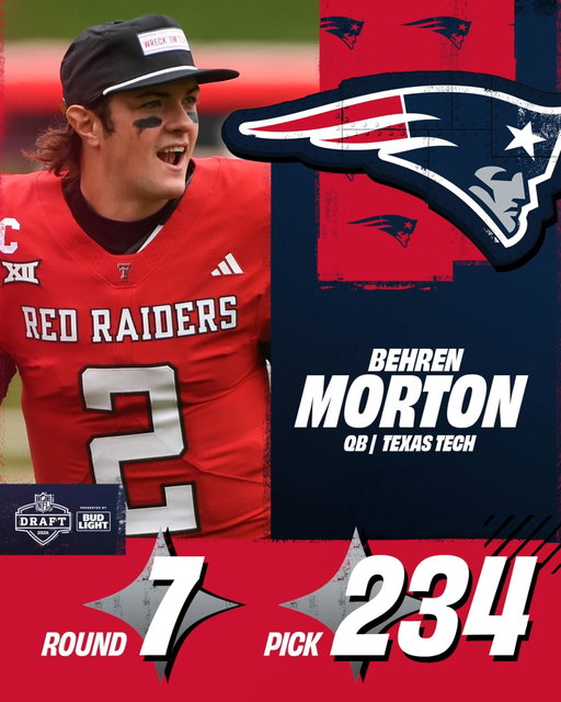 Patriots go QB in the 7th round! 

NFL Draft on NFLN/ESPN/ABC
Stream on @nflplus