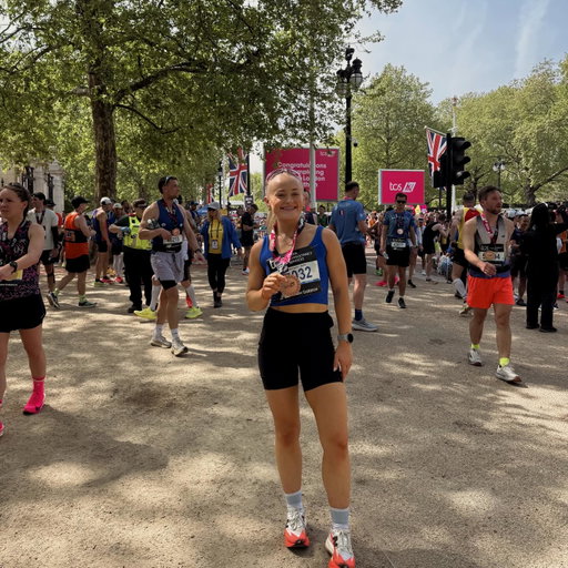 LONDON !!!! my jaw hurts from smiling 😭😭🫰🫰 ⭐️⭐️⭐️ that was by far my favourite marathon distance run yet !!!! 😭🏅 

all I thought about whilst running was 2023 Paige 🥺😭 just about to run her first ever marathon, only just started her running journey and nervous as HELL 😭🥹 … I couldn’t help but be SO DAMN proud of myself 😭!!!! 

I am in absolute awe of my body pulling this out the bag without a training block!! I knew my mileage and my training for my A races would get me to the finish line 😛😛😛 I think that’s the first time I’ve EVER negative split a race 💅💅🫰🫰 

I refuse to say another bad word about this body of mine that does HARD things!!! 🥹🥹🥹🥹 (marathons are still extremely hard, we can’t downplay that!!)

big words with my run coach to get a proper marathon block in the diary with another race 👀👀👀 @treo.endurance 

thank you team @buxtonwater x @mindcharity 💙 

#londonmarathon #londonmarathon2026 #marathontraining #marathon #runner