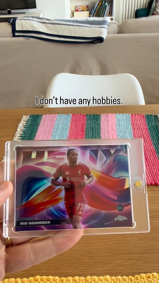 This isn’t a hobby.

#fooballcards #soccercards #collector #sportscards #collection