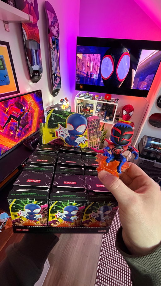 gifted | @whoopeaofficial 15% off with my code: BILLY ✨

unboxing Pop Mart Spider-Man across the Spider-Verse blind box figures 😱 < my face the entire time.

#apartmenttherapy #roominspiration #spidey #bedroomideas #ledlights