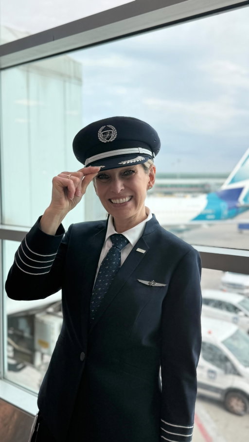 You asked, we listened✈️

This World Pilots’ Day, we’re celebrating the dedication behind every journey as Captain Kristin Long answers your questions and shares a glimpse into life at 35,000 feet, and what it really takes to get there.
 
Today, and every day, we’re grateful for the pilots who make travel possible.

#WorldPilotsDay #WestJet #ThankYouPilots 

— 

Vous nous avez posé la question, on vous a écouté✈️

En cette Journée mondiale des pilotes, nous célébrons le dévouement derrière chaque voyage, alors que la capitaine Kristin Long répond à vos questions et vous donne un aperçu de la vie à 10 000 mètres d’altitude et de ce qu’il faut vraiment pour en arriver là. 

Aujourd’hui, et chaque jour, nous sommes reconnaissants envers les pilotes qui rendent les voyages possibles. 

#JourneeMondialeDesPilotes #MerciAuxPilotes