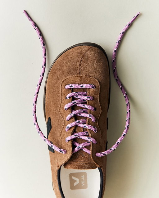Less sole, more freedom​
That’s what the VEJA Jitsu feels like.