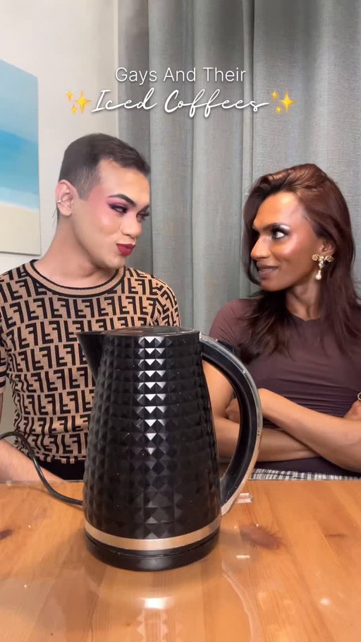 2 gays 1 cup ☕️

IB : @thegoddessboys