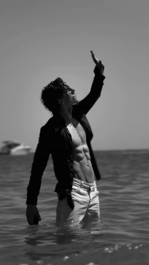 Anzeige | Something about the ocean @armanibeauty #armanifragrance