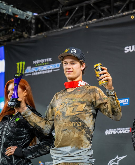 Last time I was in this stadium I broke my back and had a concussion so this one is special for me! 20th to 2nd in Philly 1 to go🔨 @rockstarenergy @husqvarnafactoryracing