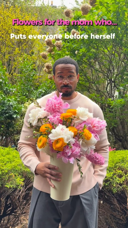 I know I missed some. Tell us about your mom’s personality 😌💐
#mothersday #flowers
