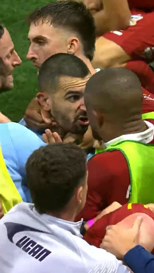 With just minutes left in the Isuzu UTE @aleagues season, tensions flared between @melbournecity and @adelaideunited 🌶️

Both benches cleared, with four yellow cards handed out. Imagine if these two meet again in the Finals Series 😳

Watch the 2026 Isuzu UTE A-Leagues Finals Series live on Paramount+ 📺
