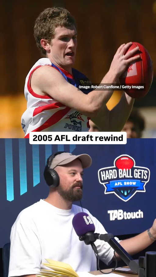 How is Scott Pendlebury still doing this? 🤯 #afl