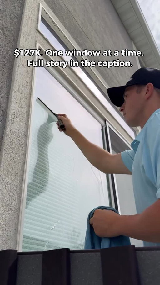 Started knocking doors with no experience.

Learned how to sell.
Handled rejection.
Kept showing up.

Now helping run a $10M sales org.

Same game.
Different level.

Most people quit before it compounds.

Would you stick with it?