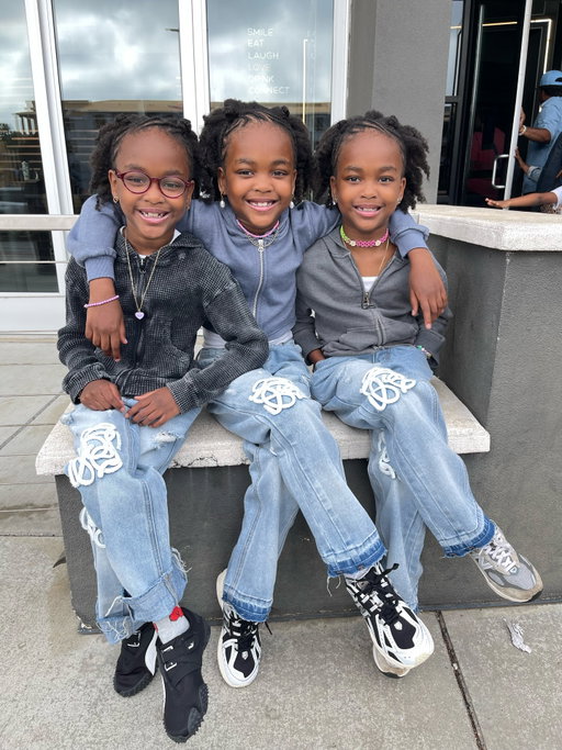 JEANuinely loving these jeans from @NovaKids by @FashionNova ☺️💙