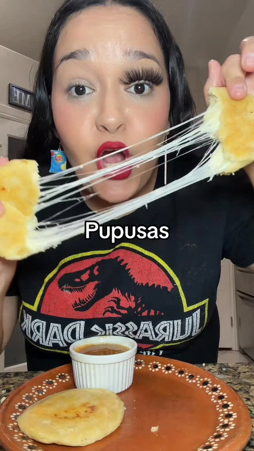 Easy Pupusas 
#pupusas #annettefreckles