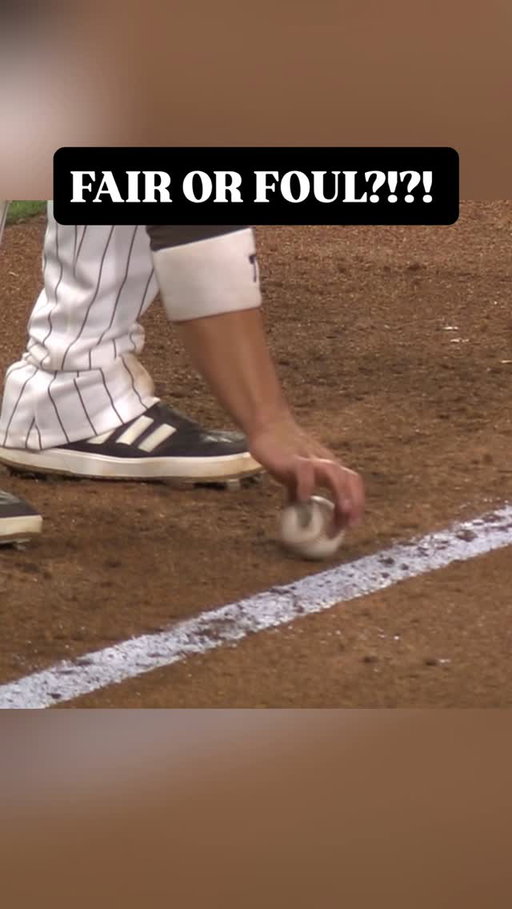 How the f**k did these two umpires staring right at the ball miss this call? This is pathetic!

#mlb #padres #sandiegopadres #mlbnews #chicagocubs