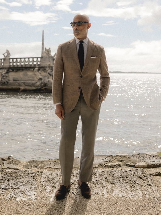 The Summer ‘26 Style Guide.

A lighter way to dress for the season.

Now available in-store and online. Link in bio.

#propercloth #summerstyleguide #menswear