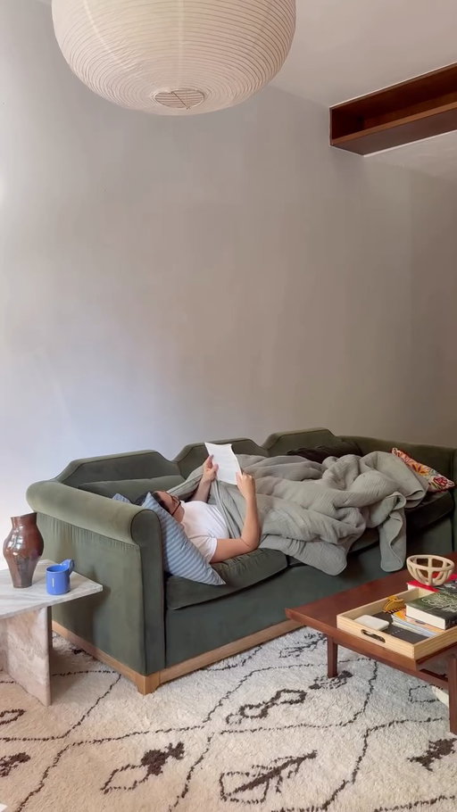 impossible to leave my house when I have @parachutehome sheets on my bed and quilts on my couch - Linens for the homebody’s