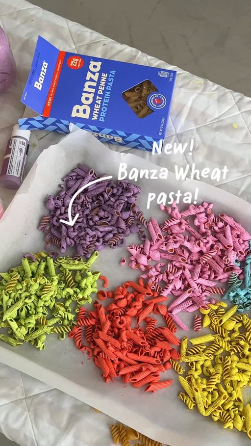 Painted Pasta Craft 🦋☀️ try this pasta painting hack for your next pasta craft.. and try these new @eatbanza wheat protein pastas for your next dinner 😉22g of protein and it tastes JUST like traditional pasta, and my kids favorite… classic delicious mac & cheese, without compromising on nutrition 💕Grab some from your local Target or Walmart.com now! #BanzaPartner 

#momlife #artsandcrafts #momhack #crafthack