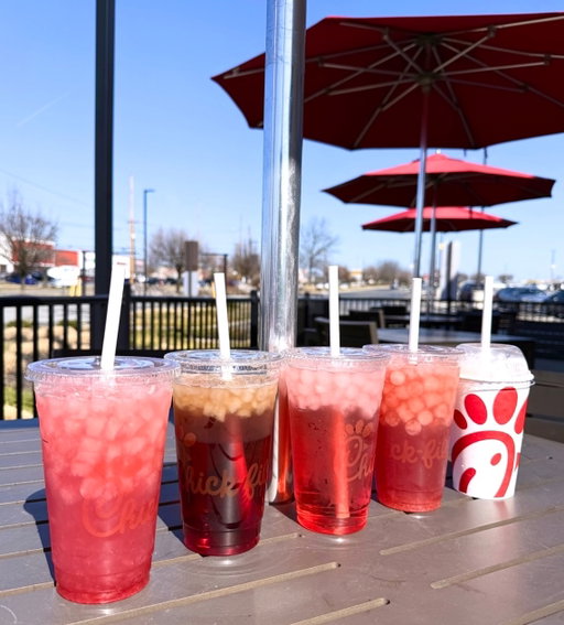 What’s your favorite Strawberry Hibiscus beverage? 👇

🍋 Strawberry Hibiscus Lemonade
🥤 Strawberry Hibiscus Tea
🫧 Strawberry Hibiscus Sprite®
☀️ Strawberry Hibiscus Sunjoy®
🍦 Strawberry Hibiscus Frosted Lemonade