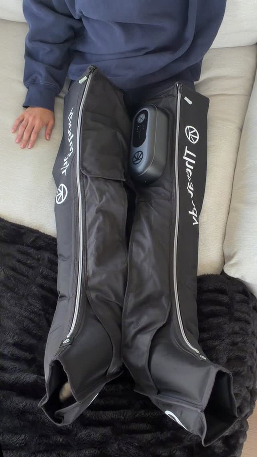 The sound of recovery. 🎧 Post-marathon recovery done right with the JetBoots Prime.