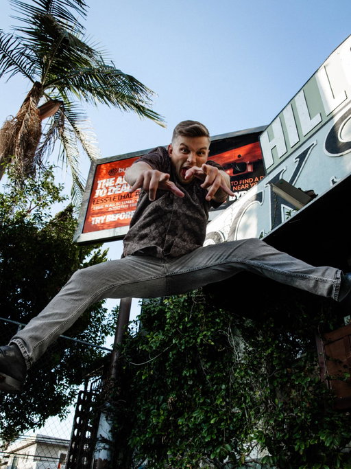 Jump around.

#photographer 
@ryanunderfire