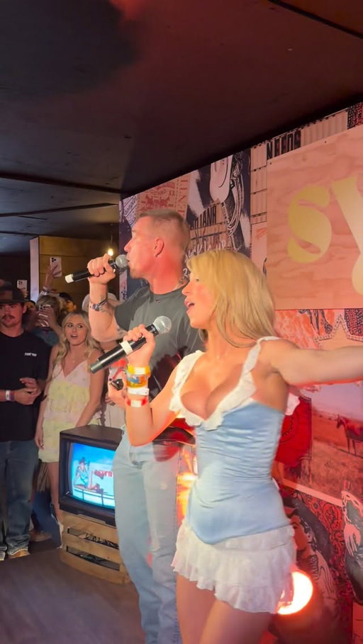 See I can sing