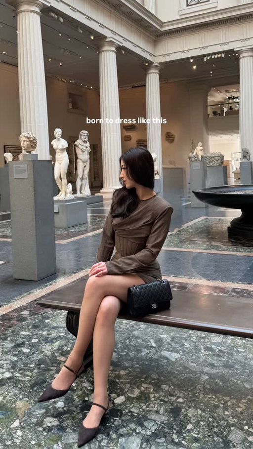 Comment “Outfit” for links to all outfits 💌

#classystyle #fashionblogger #dressoutfit #elegantoutfits