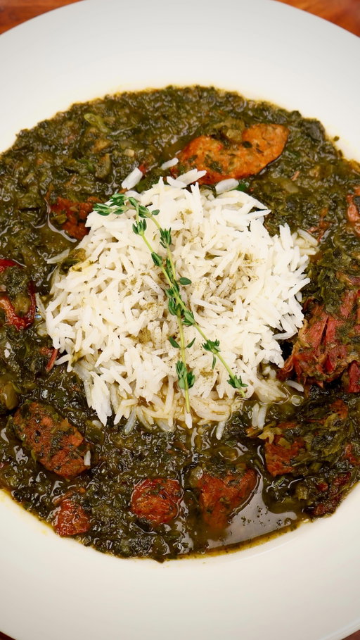 Gumbo z’herbes is a Louisiana Creole dish rooted in centuries of cultural layering including African traditions of slow simmered leafy greens, French influence, Caribbean and Indigenous foodways, Catholic Lenten cooking traditions, and the seasonal rhythm of South Louisiana kitchens.

✨ It became closely associated with the Thursday before Easter in New Orleans households, when greens were abundant and cooks used whatever tender leaves were available. The tradition of using seven, nine, or more greens comes from older folk symbolism tied to luck, abundance, and blessing for the year ahead.

✨ Chef Leah Chase helped preserve and elevate gumbo z’herbes as a Creole staple at Dooky Chase’s Restaurant, making it more widely recognized while keeping it grounded in tradition.

✨ Have you ever heard of this dish, and if not, would you give this a try?

✨ This recipe can be found on my website in my bio.

#risascuisine #gumbozherbes #neworleans