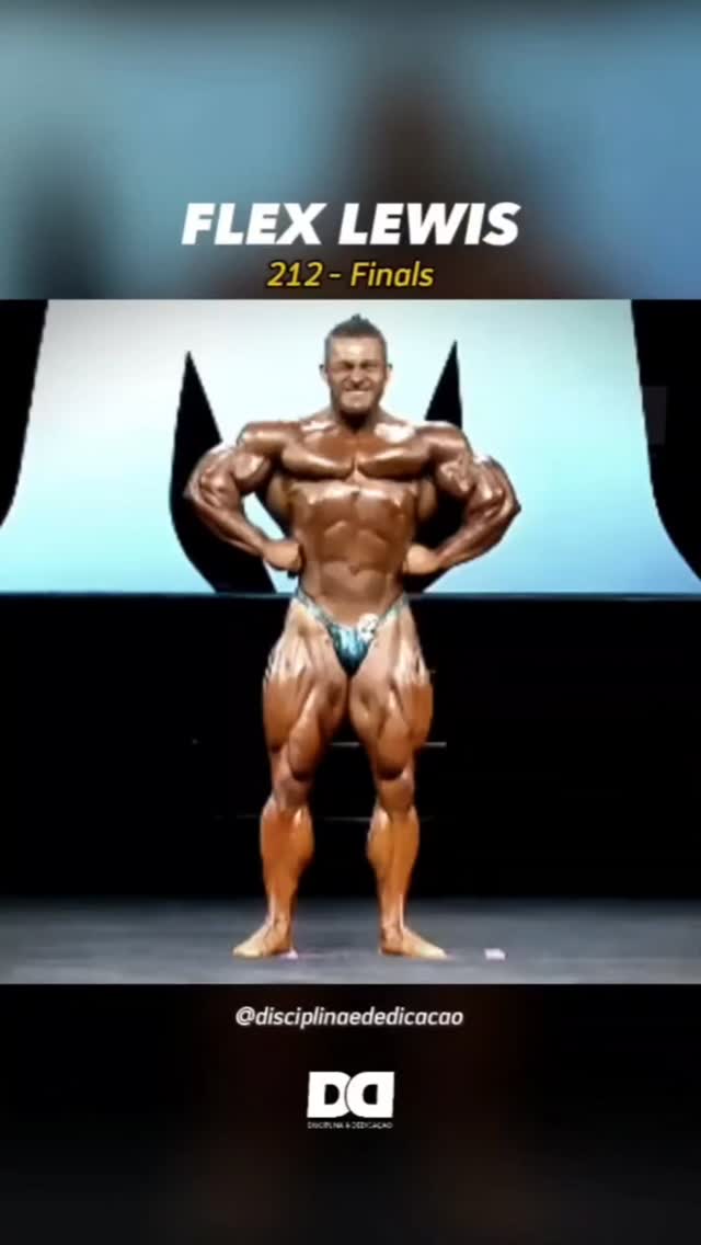 O lendário galês 🏴󠁧󠁢󠁷󠁬󠁳󠁿, Flex Lewis, em sua apresentação impecável no Mr. Olympia 212 de 2015. Nesta edição, Lewis consolidou seu domínio absoluto na categoria, conquistando seu 4º título consecutivo, mostrando por que é um dos maiores da história do fisiculturismo.

👉 Uma hegemonia inquestionável na divisão 212 🏆. Quem poderia sucedê-lo e manter o legado?

Resumo de sua história: James "Flex" Lewis encontrou sua vocação no fisiculturismo ainda jovem no País de Gales. Iniciou sua trajetória profissional em 2007 e, desde então, acumulou vitórias impressionantes. Em 2012, venceu seu primeiro Mr. Olympia 212 e permaneceu invicto até 2018, quando decidiu se aposentar da categoria como campeão absoluto.

Ao longo de sua carreira, também brilhou em eventos como o British Grand Prix e o Arnold Classic Europe, além de conquistar admiradores por sua simetria impecável, densidade muscular e carisma fora dos palcos. Mesmo após sua aposentadoria, Flex continua sendo uma inspiração e referência no esporte. 

Img: @mrolympiallc 

Siga-nos para mais conteúdos como este:

@disciplinaededicacao
@disciplinaededicacao
@disciplinaededicacao

Musculação é vida. Bodybuilding é arte! 🎨
Seja D&D.

#flexlewis #bodybuilding #fisiculturismo #disciplinaededicacao