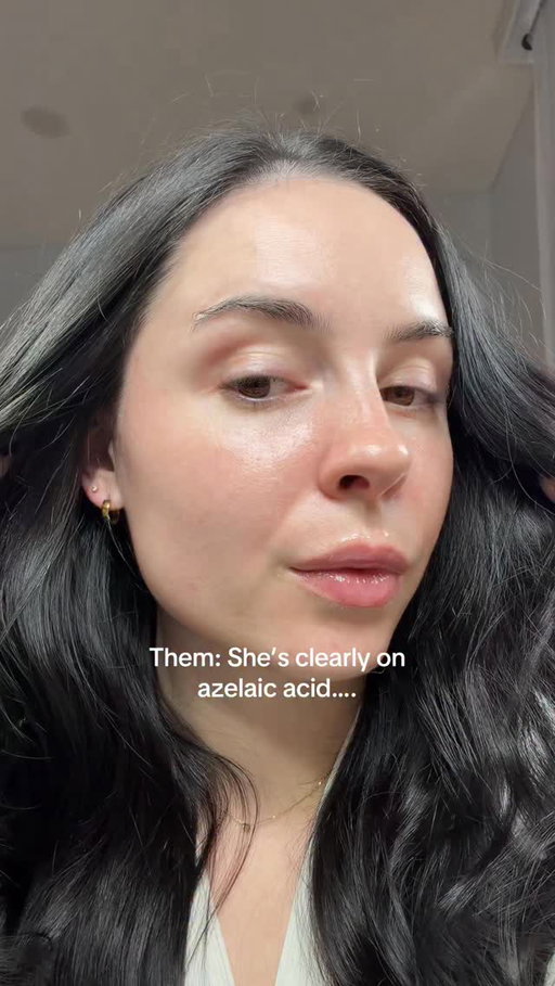 If you haven’t Clocked Azelaic Acid for post inflammatory marks, Pigmentation & Mild Rosacea… you need to!