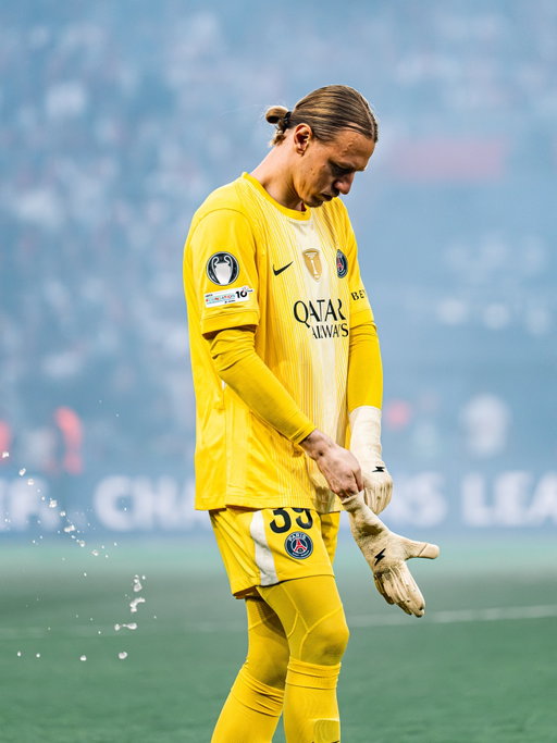 What a match! First leg of the semi-final is done, all focus on the next game. 💪🏻

Quel match ! Première manche de la demi-finale bouclée, cap sur le prochain match. 💪🏻

Первый матч полуфинала сыгран, всё внимание на следующую игру. 💪🏻