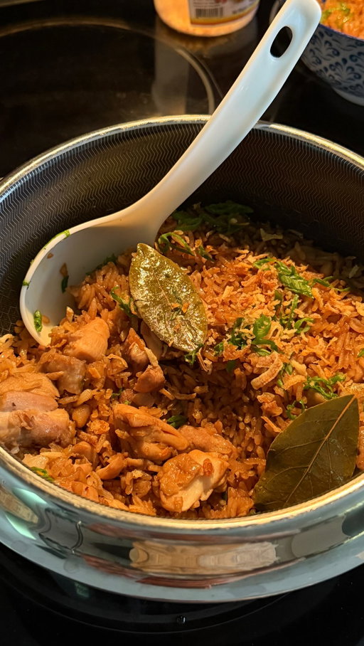 One-Pot Chicken Adobo Rice 

Is this turning into…a series?? So many of you dm’d me for more one-pot stuff and I’ve been working all week on this one. As much as I love the classic adobo, this will likely be my fixation for the next couple months.

I honestly wasn’t too into one-pot dishes, but I feel like i’ve been slooowly converted. I’m having a lot of fun developing them —let me know what dish we can one-pot next!

The pot i’m using is linked in the recipe instructions + on my amazon storefront! (note that as an amazon associate I earn from qualifying purchases)

As always the recipe is live on the blog: https://www.iankewks.com/one-pot-chicken-adobo-rice/

Or just comment “Recipe” and i’ll dm you the full recipe!
