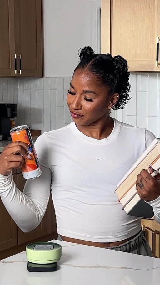 Life can get crazy. Let’s lock in with @PureLeaf Mental Focus: NEW sparkling iced teas to support attention paired with @getbrick and a custom coaster to block out distractions. Enter for a chance to win the whole kit via the link in my bio. No Purch Nec 50 US/DC 18+ Ends 5/4/26. #PureLeafPartner #IcedTea #Screentime #Getbrick #Focus

🔗: http://pureleafmentalfocus.com/