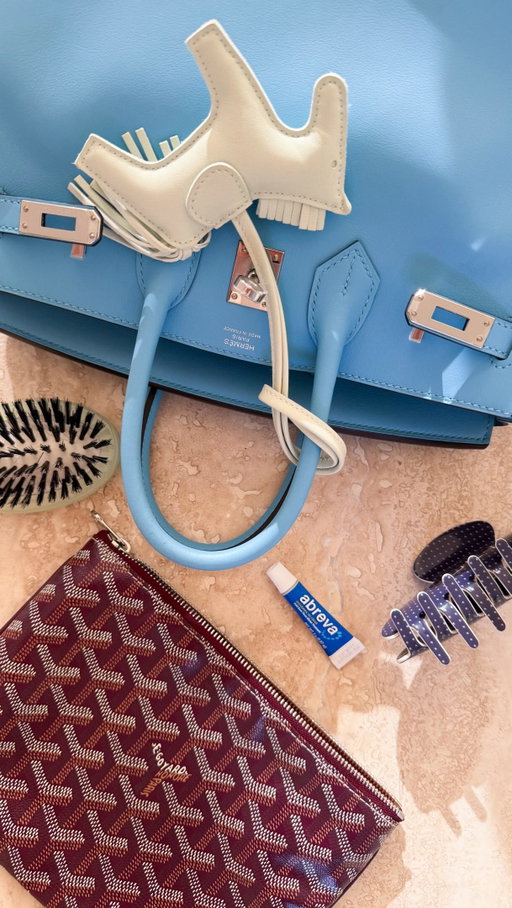#abrevapartner #ad Many of us have a common struggle with cold sores, this is what keeps me feeling confident and secure at all times @abrevabrand