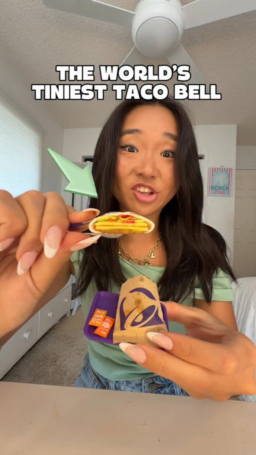 #ad I found the world’s mini Taco Bell… @officialminiverse 🌮💜 #Miniverse #miniversetacobell #tacobell #tacobellminis