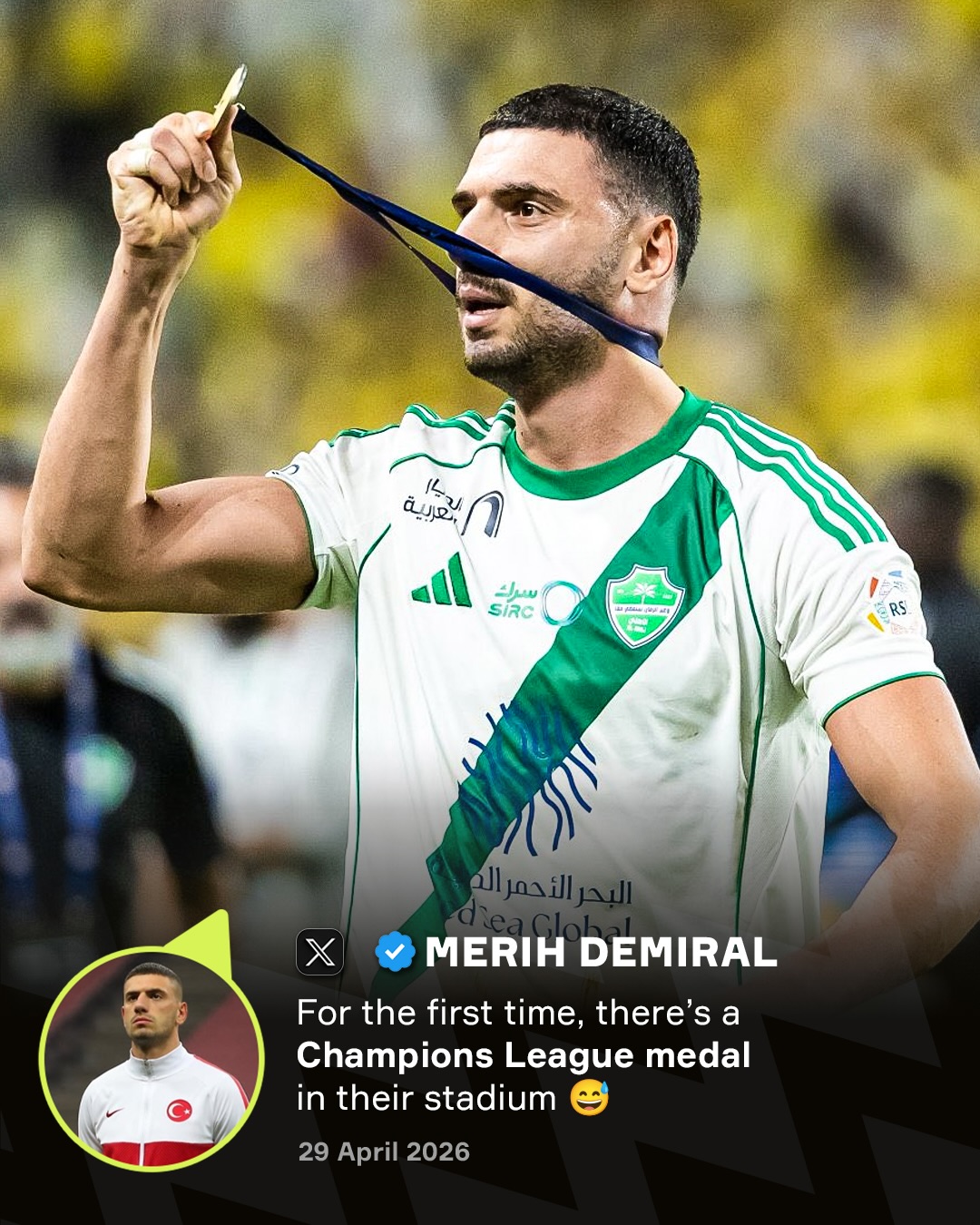 Al-Ahli’s Merih Demiral really brought his AFC Champions League winners medal into Al-Nassr’s stadium and showed it to the crowd at full-time despite being defeated by the league leaders 😭

Of course he put the images out on his socials after too, that’s one way to wind up the home fans 😂🥇

The visitors may be champions of Asia but they remain third in the SPL 🤝 🇸🇦