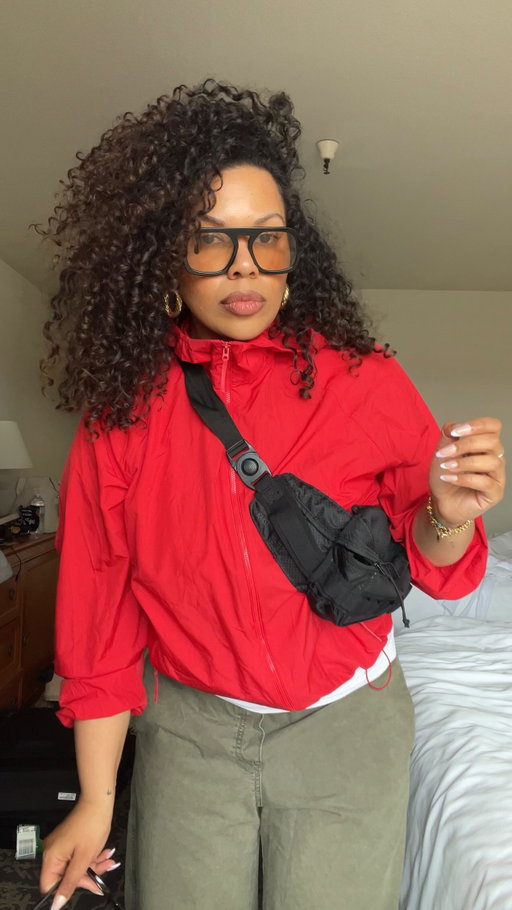 red is really my color!!!

windbreaker @uniqlousa 
cargos @weekdayofficial @asos 
sneakers @salomon @salomonsportstyle 
bag @freepeople 
glasses @elisajohnson.co