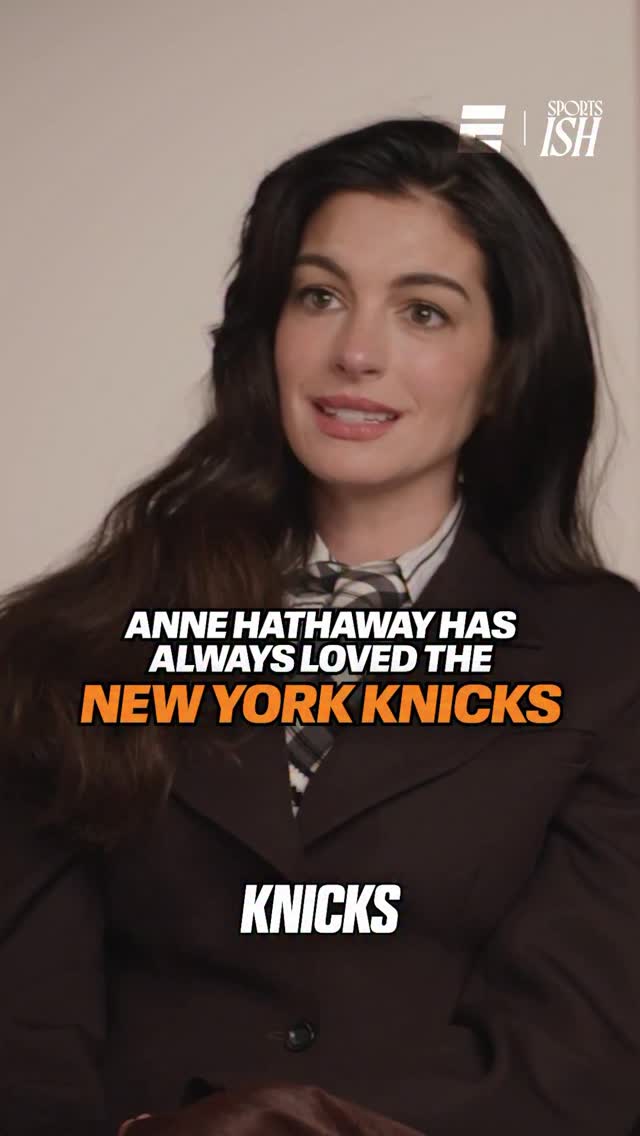 “I have a fairytale feeling whenever I go to The Garden and I see [the Knicks].” —Anne Hathaway ❤️

The Devil Wears Prada 2 hits theaters this Friday 👠 @sportsish