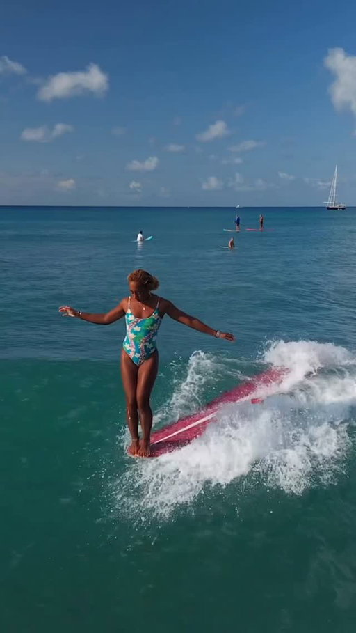 Loving this ✨New✨Waikiki one piece 🩵💙🌺 part of my new collab with @playsaltyapparel .. designed with my beautiful home in mind and to handle all types of waves 🌊 buys your now link in my bio 👙✨
.
.
🎥: @surfvideobyoscar 
.
.
#surfergirlstyle #representation #surfvideo #waikiki #bikiniseason