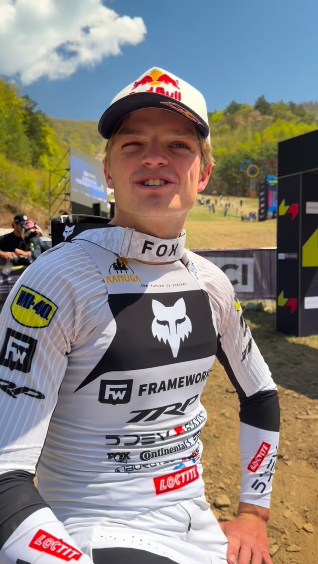 ASA VERMETTE tops Men’s Elite UCI DHI World Cup Q1 💪🇺🇸