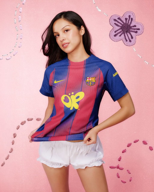 The kit. The colors. The dream ✨

Una culer més 🫰
Una culer más 🫰
@spotify @oliviarodrigo 🩷