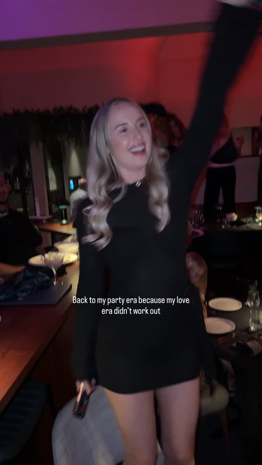I didn’t choose the party life it chose me 😅 

.
#relatable #partygirl #partyera #funny