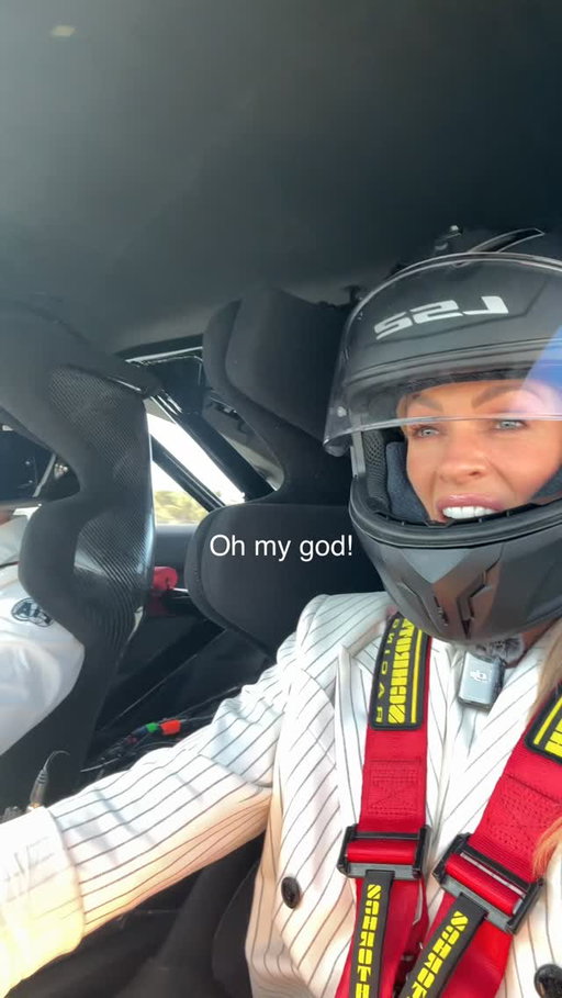 Passenger laaaaaap 🫨😂

@brunoracing @fiaformulae 
#bestfeeling #electric #racing #porsche #formulae