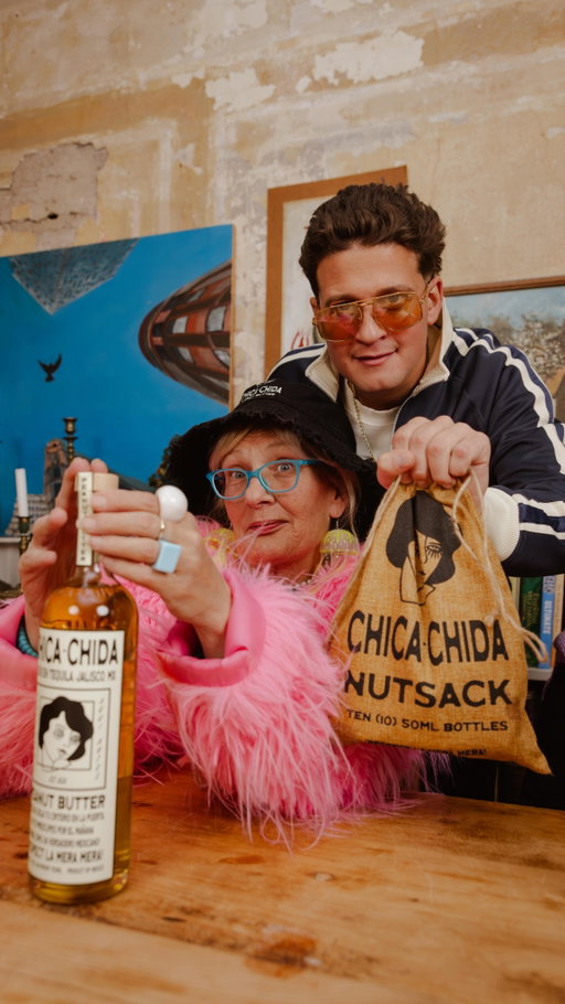 INTRODUCING: The Chica~Chida Nutsack (aka Vinny’s Nutsack). Ten shooters, one sack, endless possibilities. Grab your sack in liquor stores or at drinkchicachida.com 🥜 

Featuring: @vincentgigantee 
🎥: Directed by @mackenziekayy_