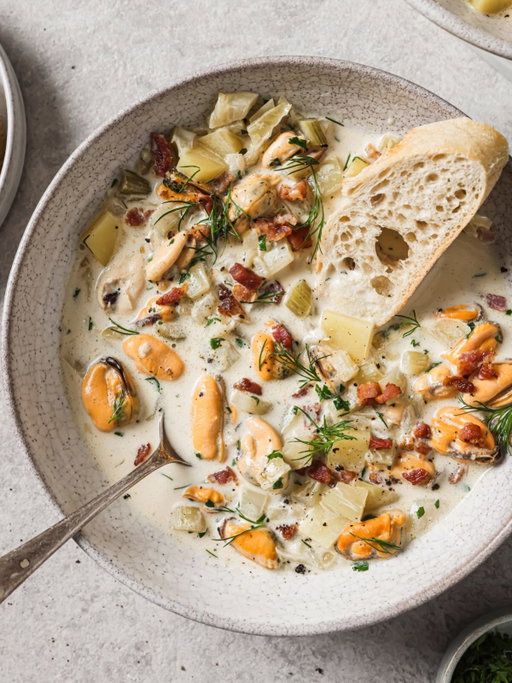 Back from a little social hiatus (reno chaos 🙃), but I couldn’t not share this one the second it went live…

I don’t say this lightly… this is the best soup I’ve ever made at home. 🤯

Creamy mussel chowder with crispy guanciale—briny, silky, rich (but not heavy), and honestly restaurant-level good. The broth builds itself from the mussels, the potatoes soak up all that flavor, and those crispy bits on top? Non-negotiable.

If you’re looking for a cozy dinner that feels a little extra special, this is it. Save this one.

✨Comment “recipe” and I’ll send it straight to your inbox.✨ You’re gonna love it!

https://www.wellseasonedstudio.com/creamy-mussel-chowder-with-crispy-guanciale/

📷: @modernfoodstories #chowder #mussels #seafood #soup