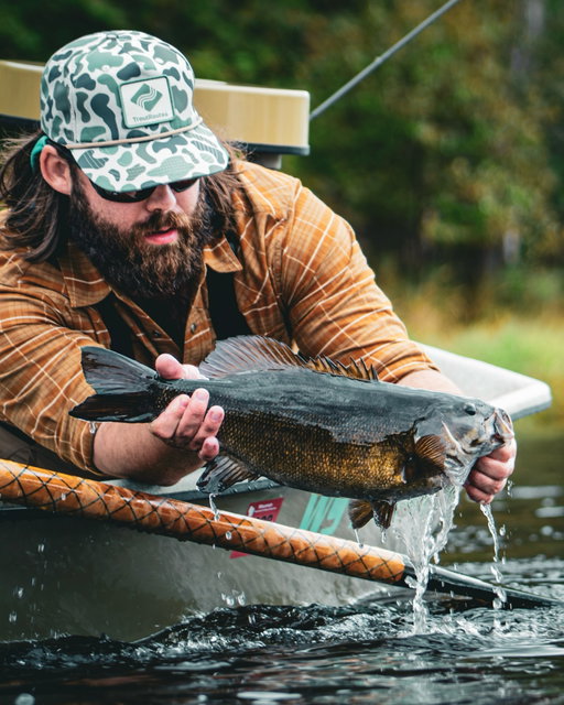 Every great fishery is backed by an even better community. 
~
In this Episode of Fly Shop Tour, we learn what it’s like for history, community, and smallmouth culture to all come together perfectly. We stopped by @tightlinesflyfishingcowi where we found worn-in hats, stories from seasons past, and right outside, some of the best bass water you’ll find anywhere. Episode 4 is about more than just the fishing, it’s about the people and places that shape it.
~
Episode 4 NOW LIVE at the [LINK IN BIO]
~
@Costasunglasses @yeti @simmsfishing @stcroixflyfishing @drinktwohearted @benchmadeknifecompany @rising3474 @bwtrailerhitches @rockytalkies @adiposeboatworks @chumsusa @scientificanglers @galvanflyreels @troutroutes @turtleboxaudio @fiskamedia
~
📸 @cronkright_creative 
#Flylords #FlyShopTour #Smallmouth