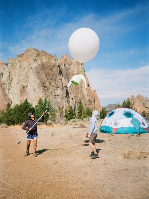 Smith Rock with @mountainhardwear and @moss.moss.studio for the new Broad Spectrum sun protection collection.