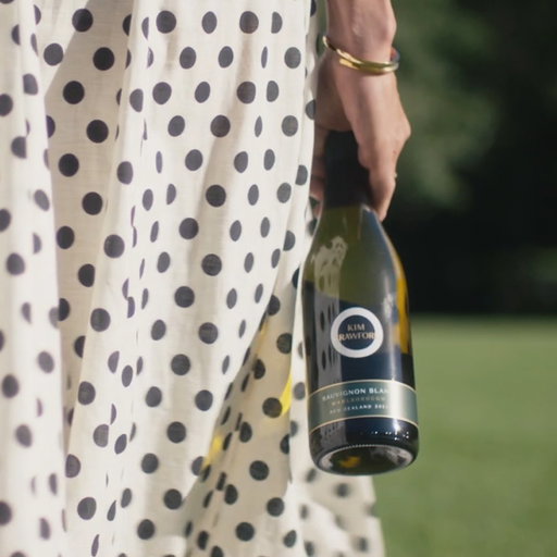 Happy International Sauvignon Blanc Day!

We hope you choose to celebrate with your circle and a crisp glass of Kim.

Find some near you using our store locator – link in bio!