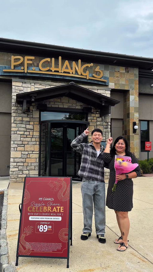 Head to your nearest @pfchangs to celebrate Mother’s Day and try their new 5-course Celebration Menu #pfchangspartner