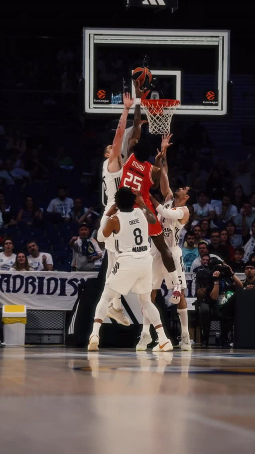 DOUBLE block special 😤❌

@alexlen_25 stepping up on defense 🔒