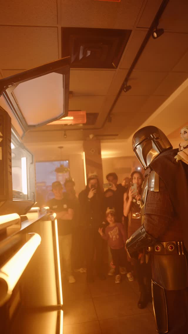 Our Bounty hunters successfully completed the mission: revealing the new Mandalorian & Grogu Menu at Burger King. Collect this bounty yourself on May 4th. Have it The Way

See Star Wars: #TheMandalorianAndGrogu in theaters May 22!
