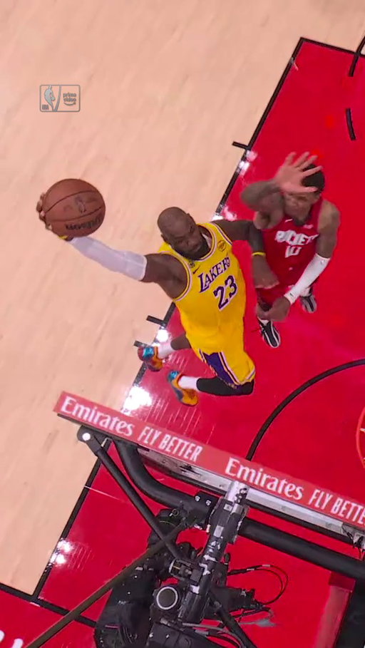 BIG BLOCK 😳🔥

Jabari Smith Jr. blocks LeBron James in the fastbreak 🏀

#NBAonPrimeVideo